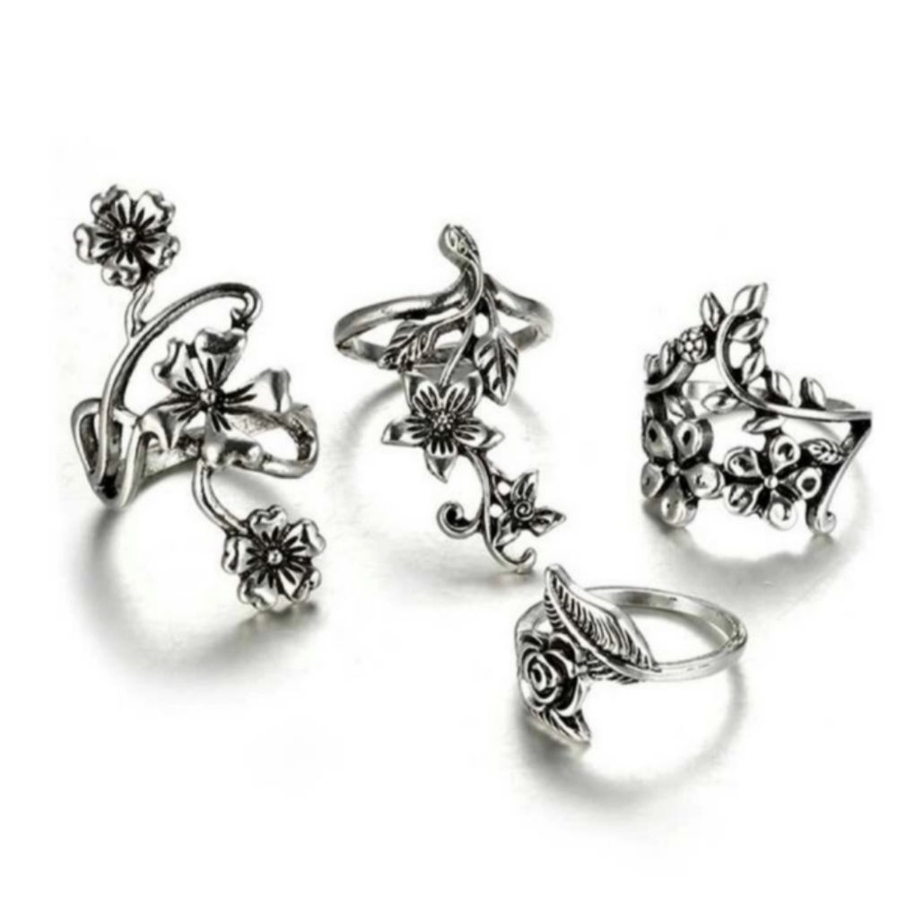 Set of 4 Silver Flower Rings! - Picture 4 of 6